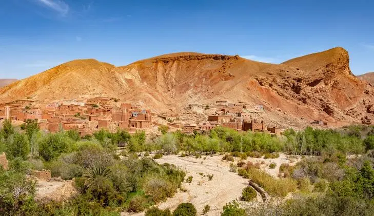 cyclist preparing for the raid mtb high atlas in Agouim